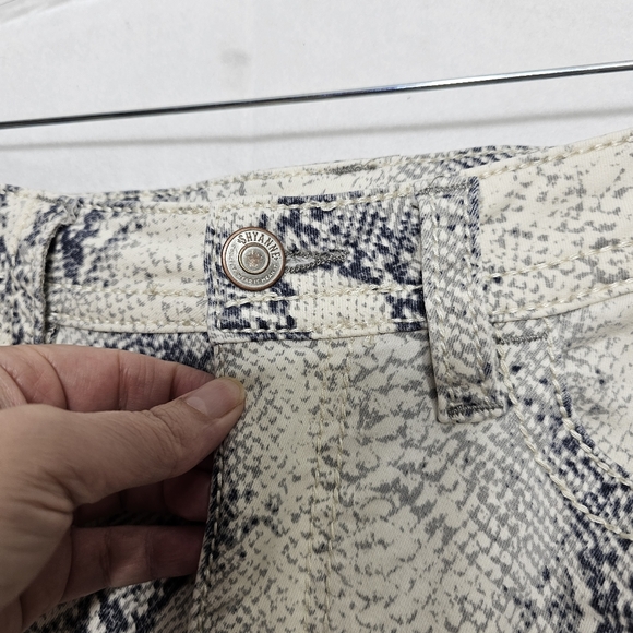 Shyanne Western Country Python Skinny Stretch Jeans Size 31 Short - Picture 11 of 14